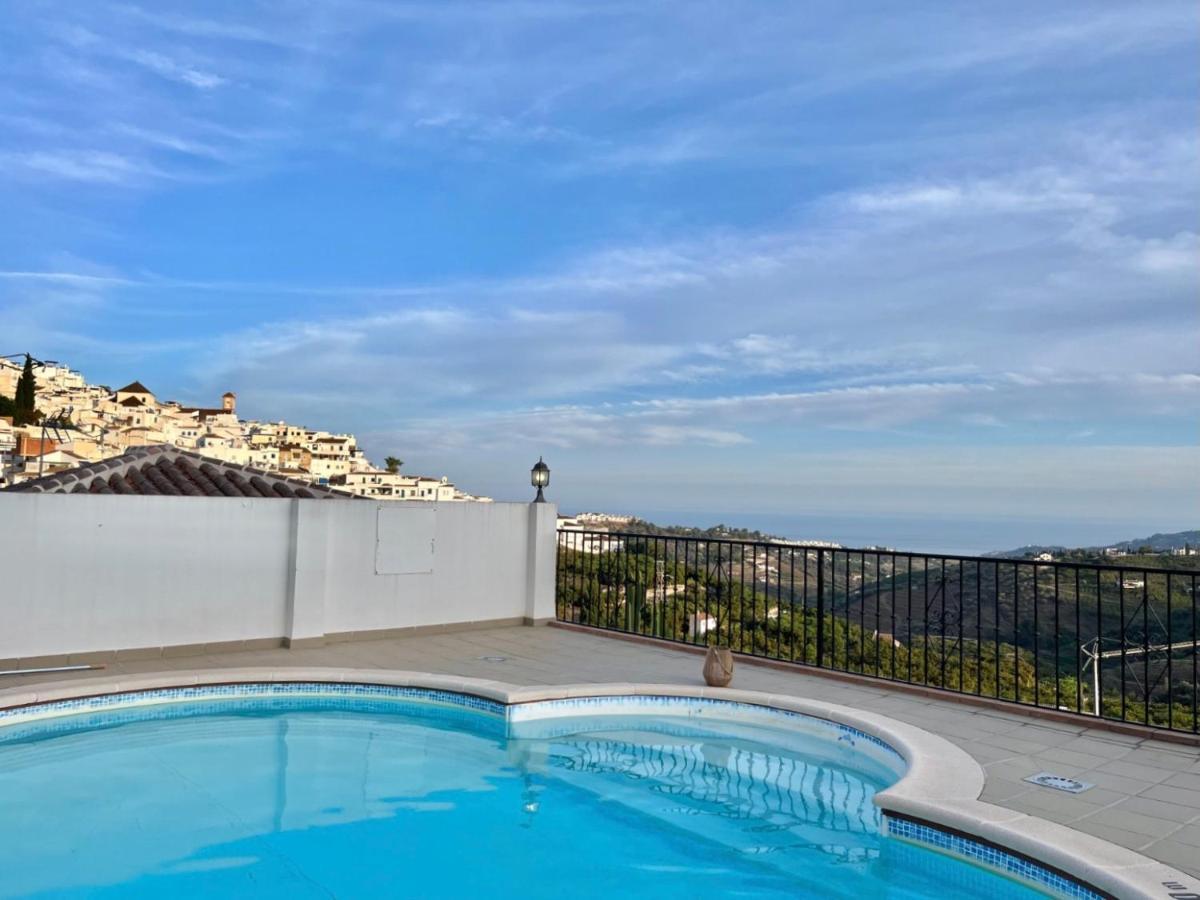 Casa La Aguanosa Con Piscina Y Vistas Al Mar Frigiliana Exterior foto